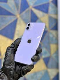 A picture of IPHONE 11
