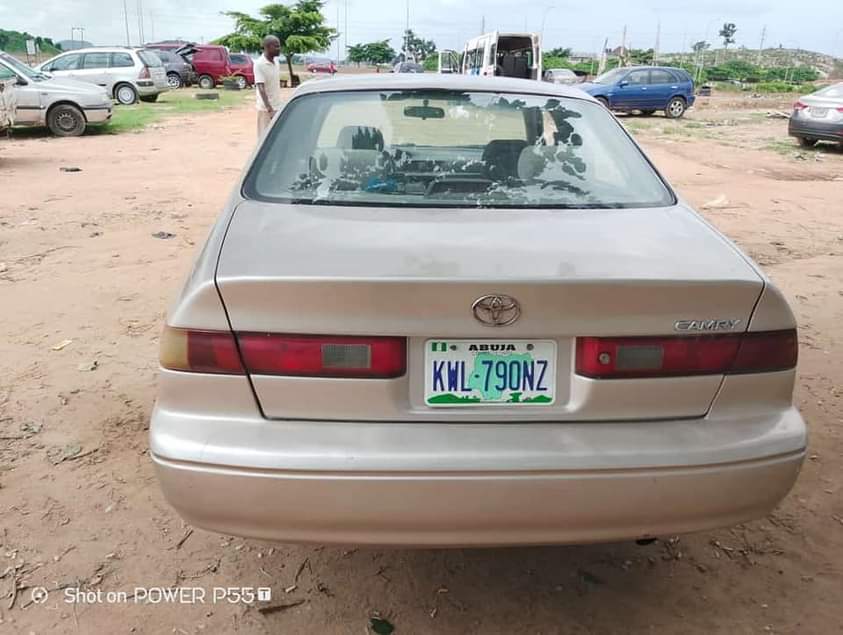 A picture of Very Clean Toyota Camry Pencil