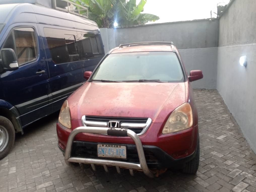 A picture of First Body Honda Crv 2004 model for sale in PortHarcourt