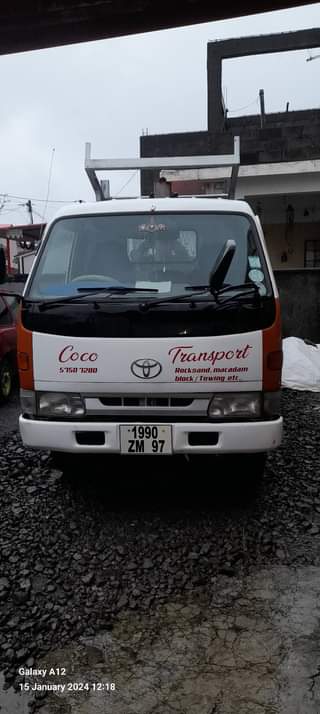 toyota dyna