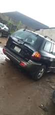 A picture of Hyundai Santa fe 08135122750