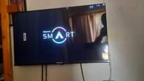 A picture of Hisense 32 inches tv smart boxed