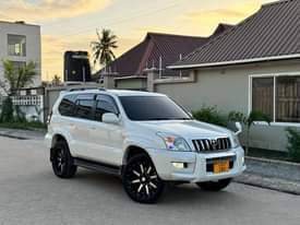 A picture of TOYOTA R4