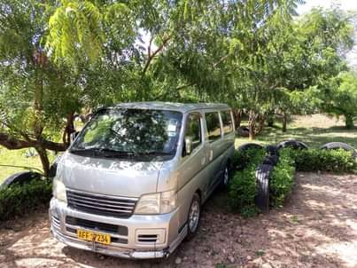 used nissan caravan