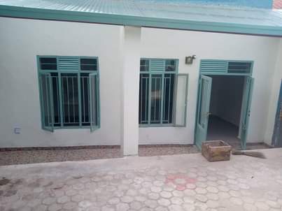 self compound houses