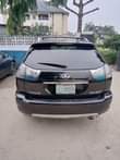 A picture of Distress Sales Dealers Deal Lexus Rx330 4sale everything is working