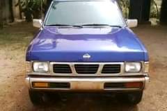 A picture of Nissan pickup for sale at Lagos state 650 000 everything