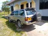 A picture of Nissan terano