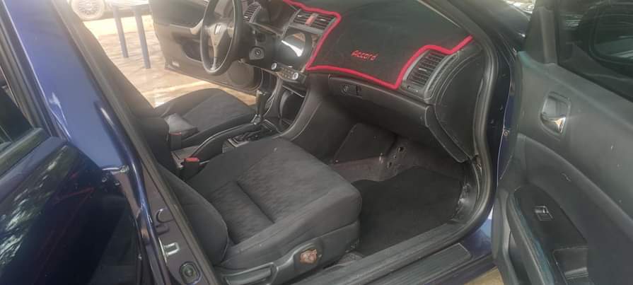 A picture of Honda accord 2006 automatic transmission