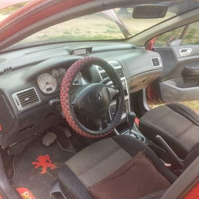 A picture of Distress sale Peugeot 307 automatic in good condition Engine and