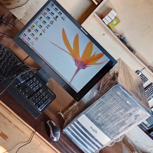pc monitors