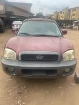 A picture of Hyundai Santa Fe in good shape condition engine and gear