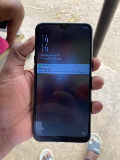 A picture of Oppo F9 ina Password Ya Kuflash