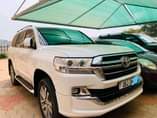 A picture of Land cruiser diesel engine for sale call me on 256751331103