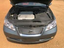 A picture of HOME USED An Extremely Lexus Es350 2009 Model With Custom