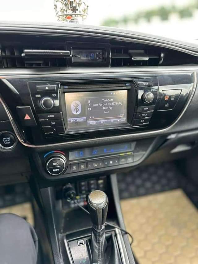 A picture of Neatly used