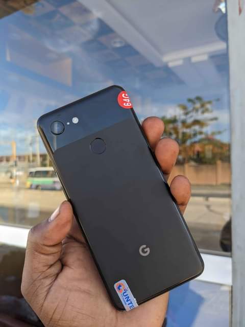 A picture of Google pixel 3 gb 64 lipia bei kitonga 190k tu
