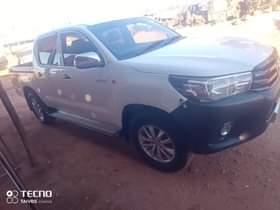 A picture of Hillux model 2013 Automatic engine vvti 2.7cc 80m call 0757619611