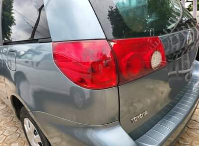 A picture of Toyota sienna 2007 2 years registered Flashed on first body