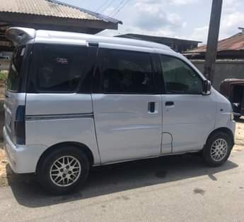 A picture of Hijet mini bus keke bus Condition Nigerian used Super cool