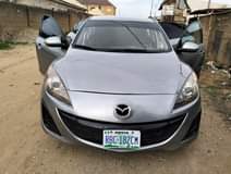 A picture of Mazda 3 2010 automatic