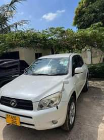 A picture of RAV 4 MISS TANZANIA Mil 21