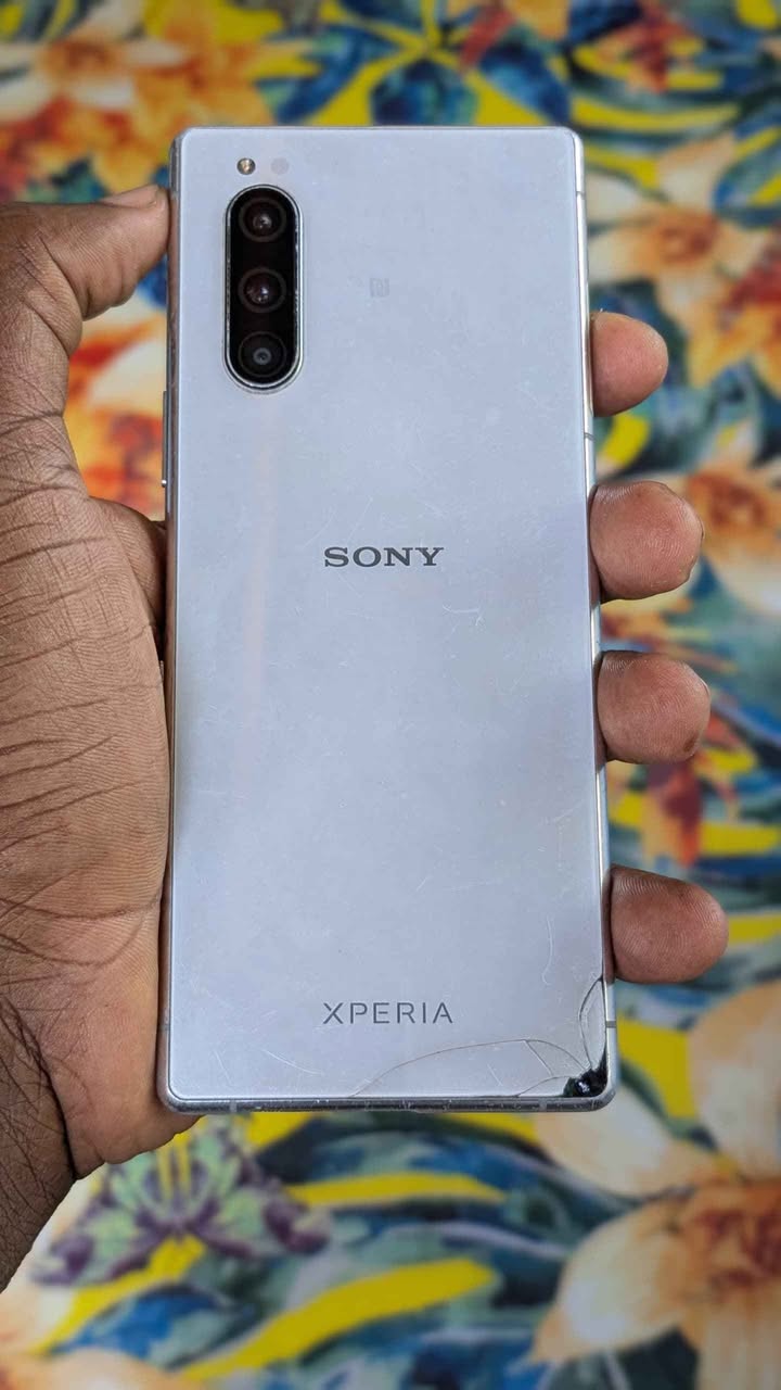 A picture of SONY XPERIA 5
