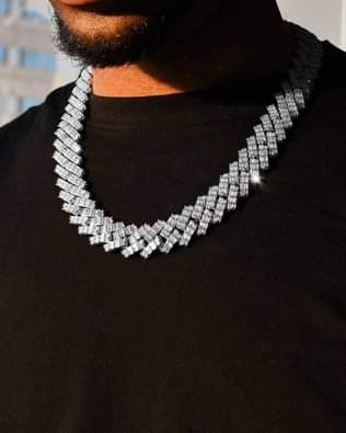A picture of Ice chains for men
