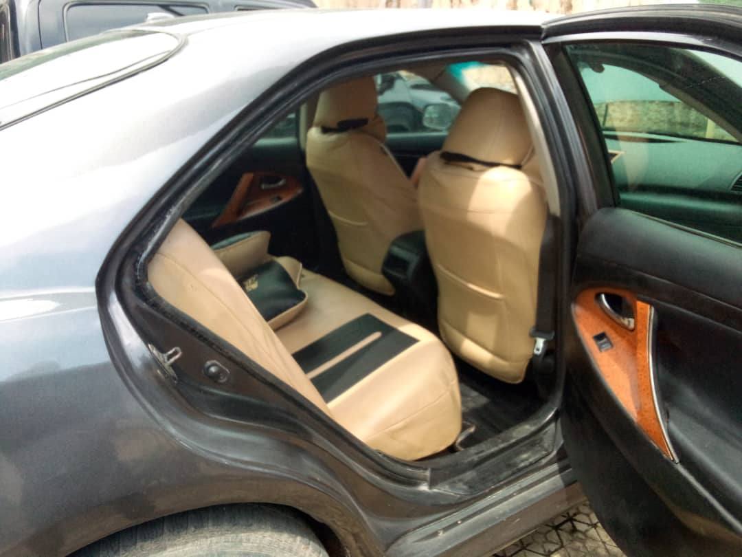 A picture of Toyota Camry 2010 available 4 plugs buy and drive
