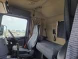 A picture of Scania R420 HORSE Year 2015 Color Perl White PRICE 105m