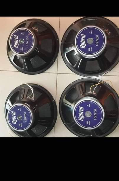 speakers