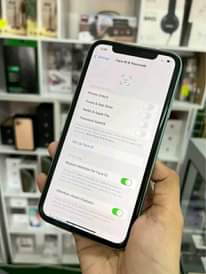 A picture of iphone 11