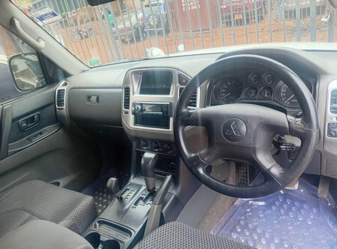 A picture of PAJERO MITSUBISHI