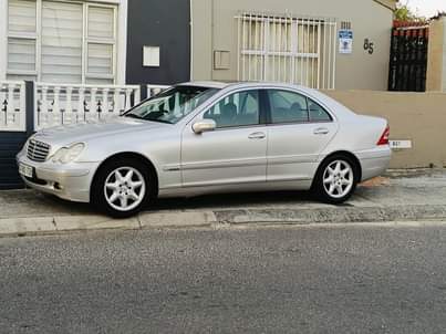 mercedes benz c240