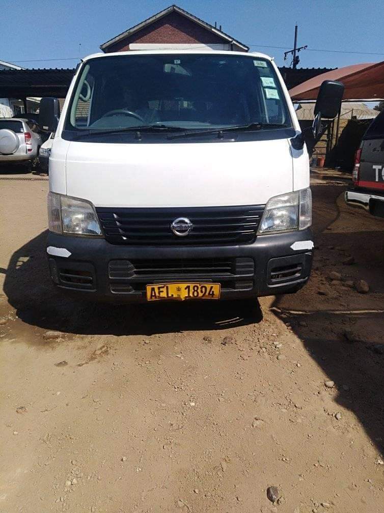 used nissan caravan