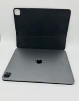 A picture of iPad 12.9 6th generation