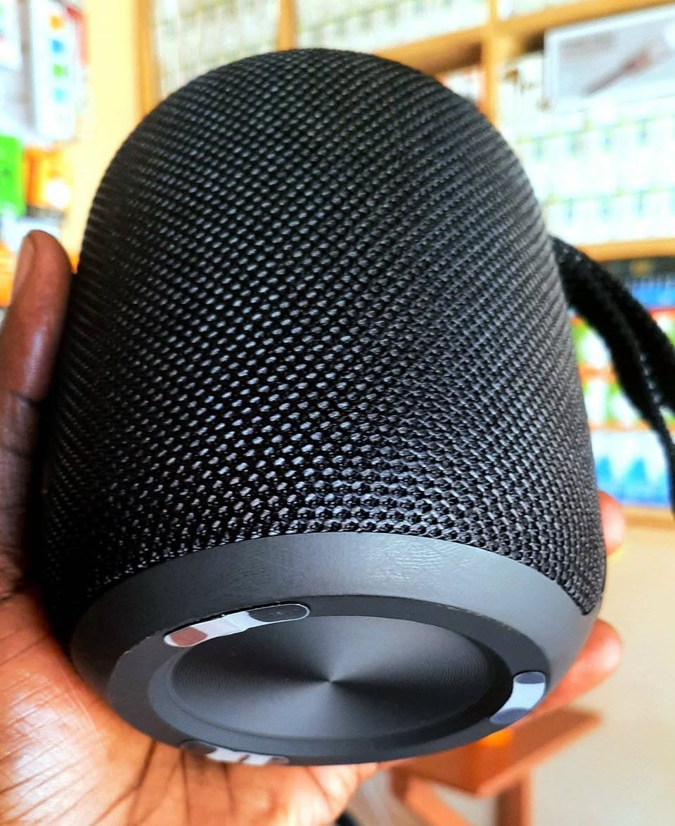 A picture of HF Speaker