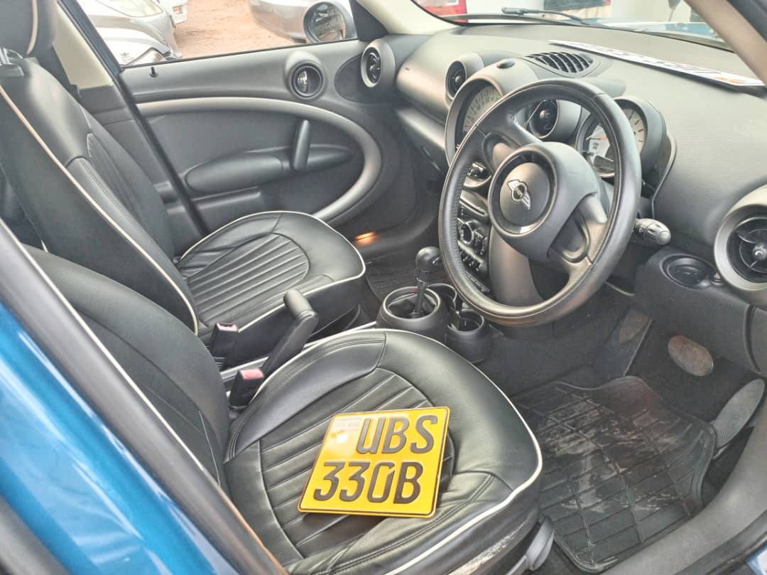 A picture of Mini cooper
