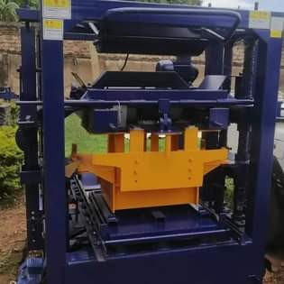 A picture of Block machine for sale call me on 256751331103 or what