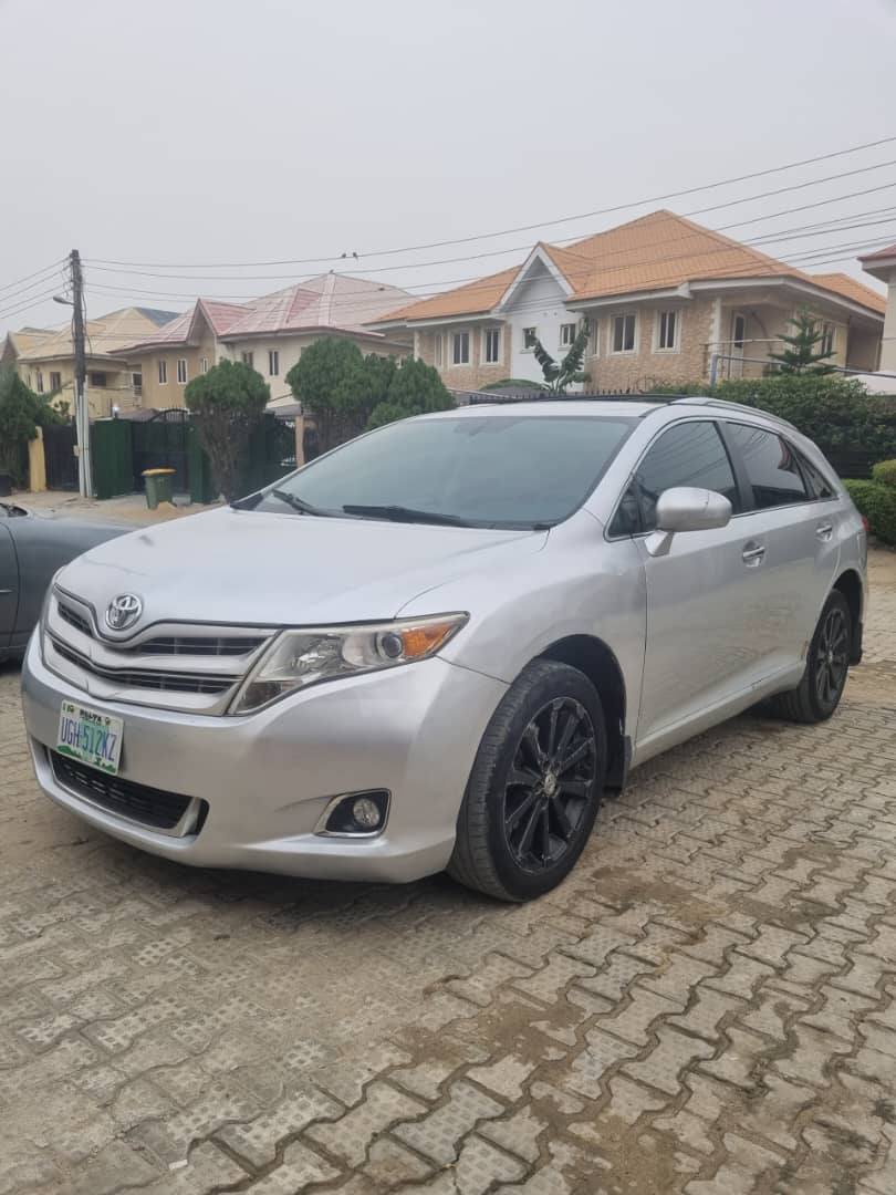 A picture of 2010 Toyota Venza 4WD