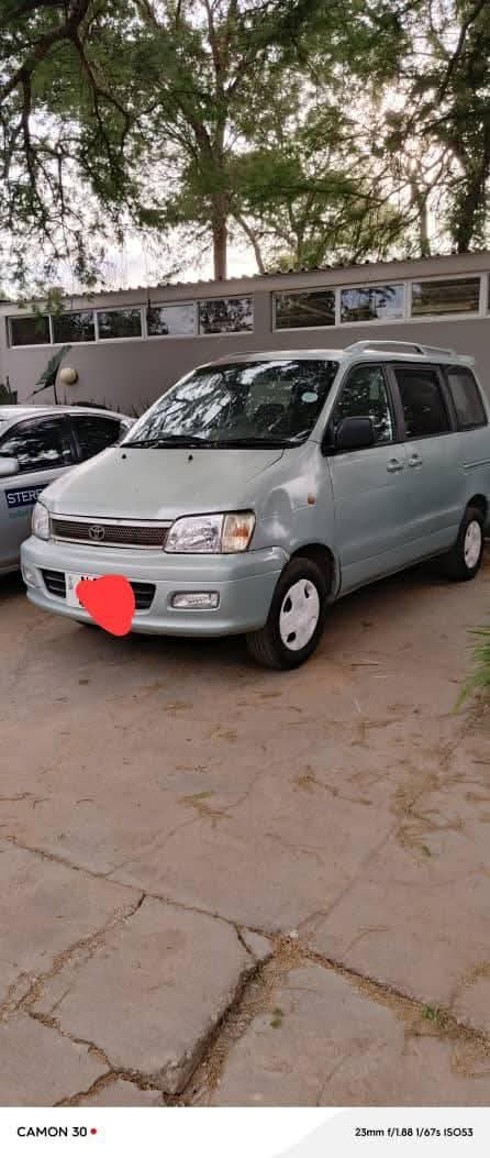 used toyota noah
