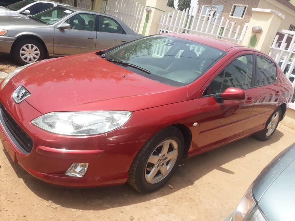 A picture of 2012 Peugeot 407