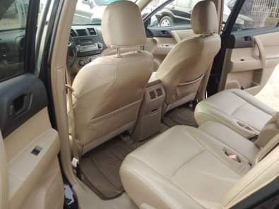 A picture of J J C Toks Toyota Highlander 08 Perfect condition nothing