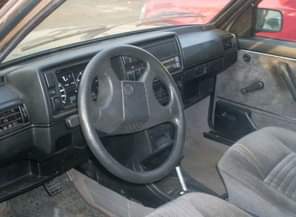 A picture of NEVER BEEN USED IN NIGERIA BEFORE OPTIONS MANUAL WINDOWS FABRIC