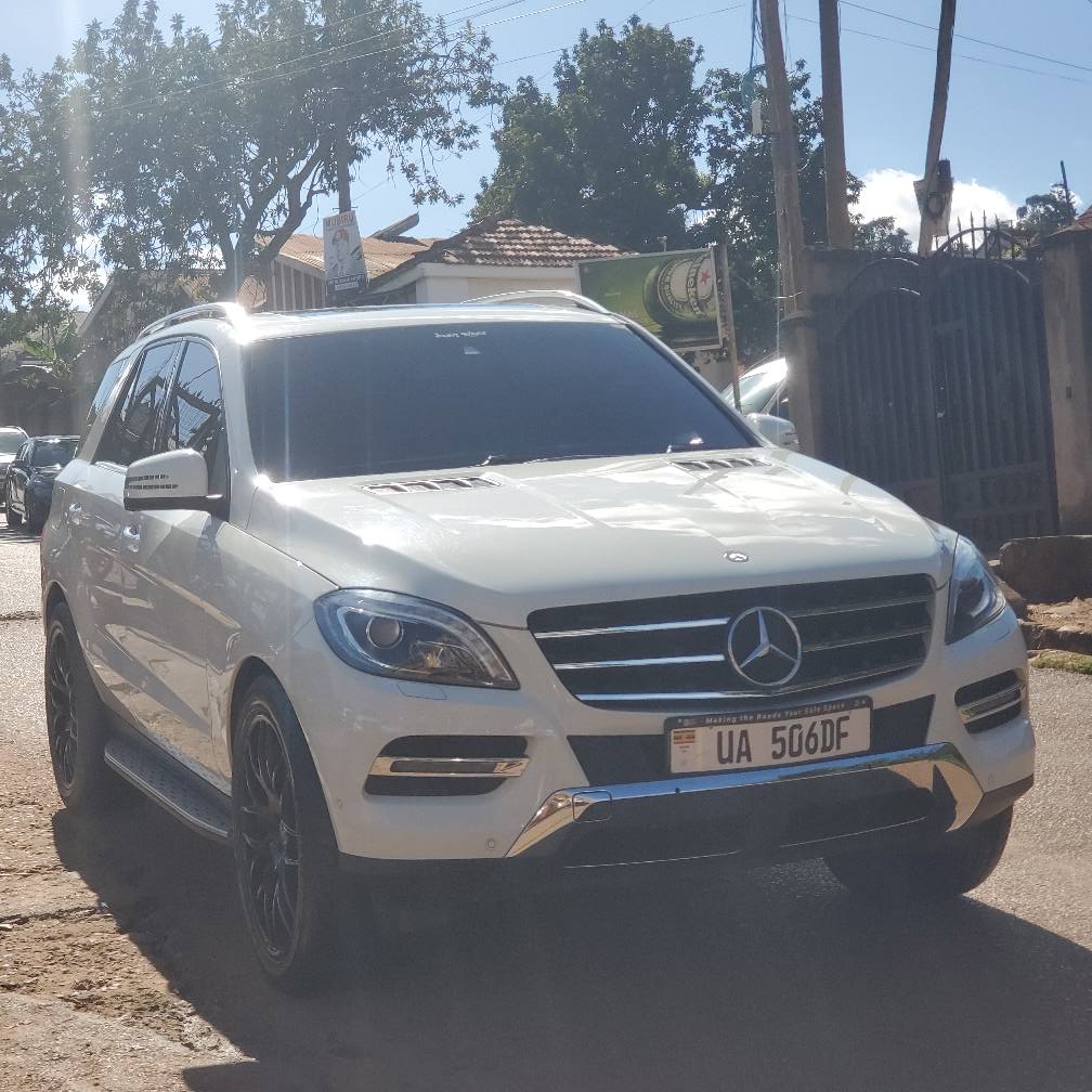 A picture of ML350 2014 110M