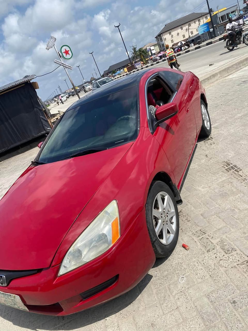 A picture of Super clean Honda coupe for sale Working perfectly buy and