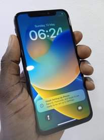 A picture of APPLE IPHONE X NO FACE ID 64GB 100 BATTERY LIFE