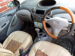 A picture of 2000 Toyota Vitz New stock