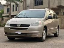 A picture of CLEAN DIRECT BELGIUM TOYOTA SIENNA 2005 MODEL 4 5M NET