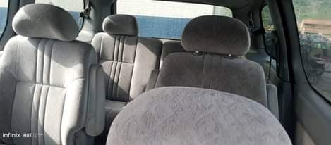 A picture of Toyota sienna 2000 everything good buy and drive Price 2